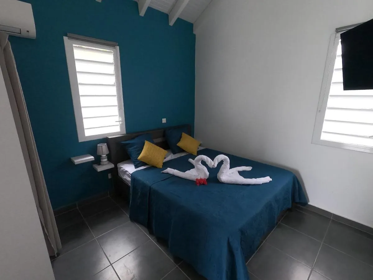 Gite Passion Kreyol, Vue Mer Et Montagne, Spa Prive Vieux-Habitants 0*,